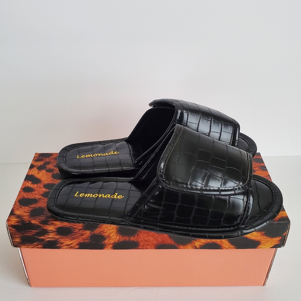 Lemonade Malone Faux Leather Slides Black Sandals Adjustable Fastener size 7‎ - Picture 3 of 6